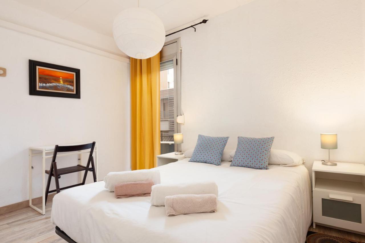 Barnapartments Monumental บาร์เซโลนา ภายนอก รูปภาพ